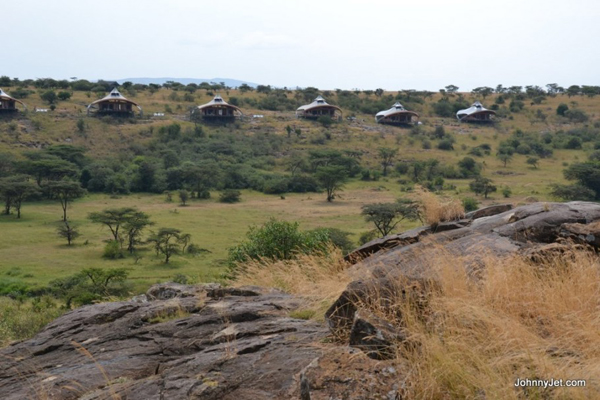Richard-Bransons-Mahali-Mzuri-Kenya-Safari-Camp-2013-215-910x606