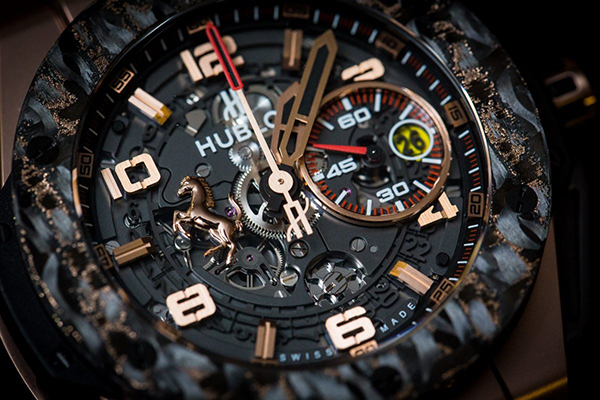 Hublot-Big-Bang-Ferrari-Carbon-Watch-Baselworld-2015-gold