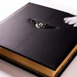 El libro de Bentley de 250.000 dólares